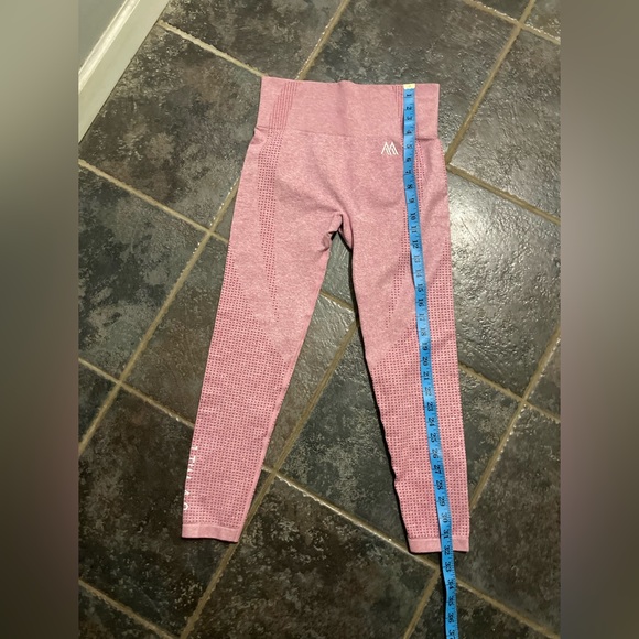 IMI Active Leggings. Size Small - Picture 2 of 9